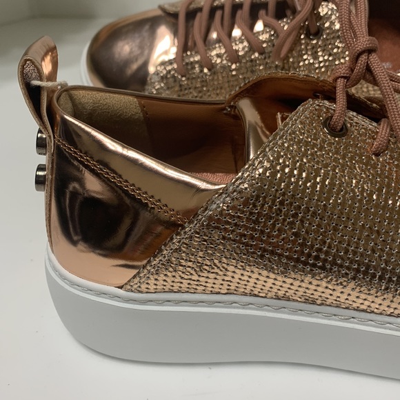 Rose gold sneakers low top EU37 or US7 - Picture 10 of 15